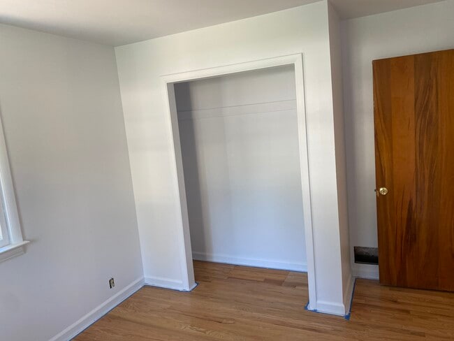 Building Photo - 624 Colorado St