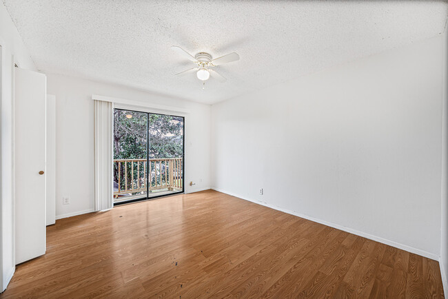 Building Photo - 1601 Taylor Gaines St