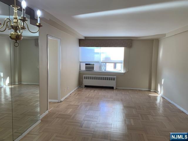 Building Photo - 1450 Palisade Ave