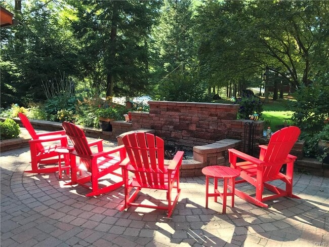 Building Photo - 52 Buck Lake Rd