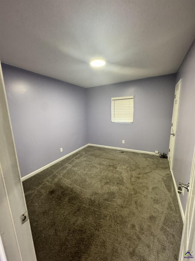 Building Photo - 615 Elberta St