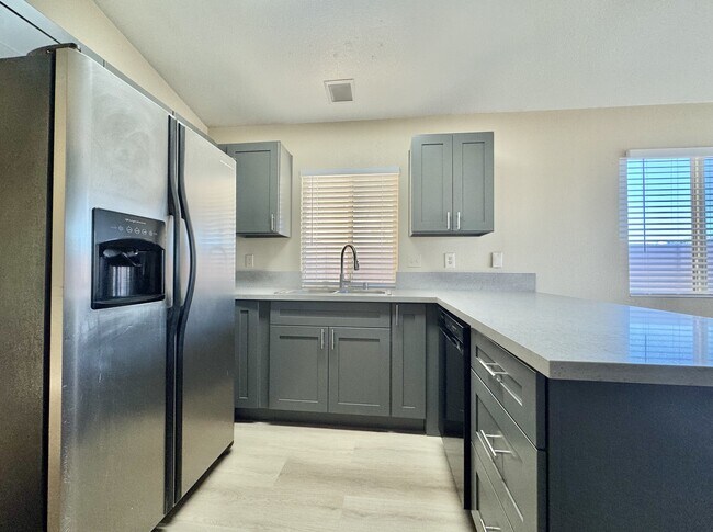 Building Photo - 1009 Torington Dr