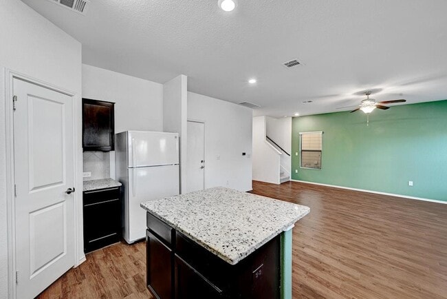 Building Photo - 3520 Black Granite Dr