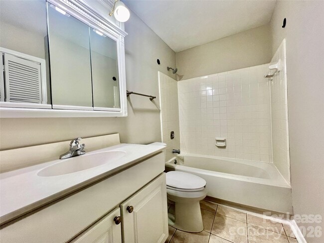 Building Photo - 2901 Heathstead Place