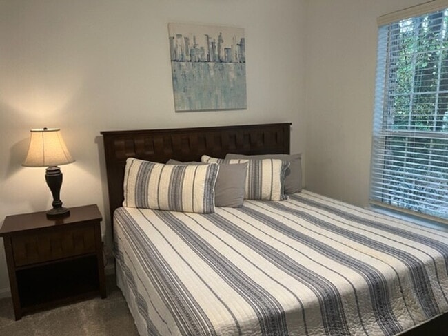 Building Photo - 32000 Gardner Dr