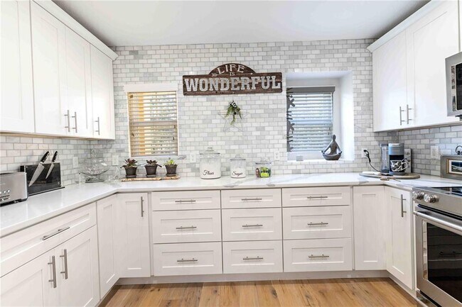 Building Photo - 9040 White Sage Loop