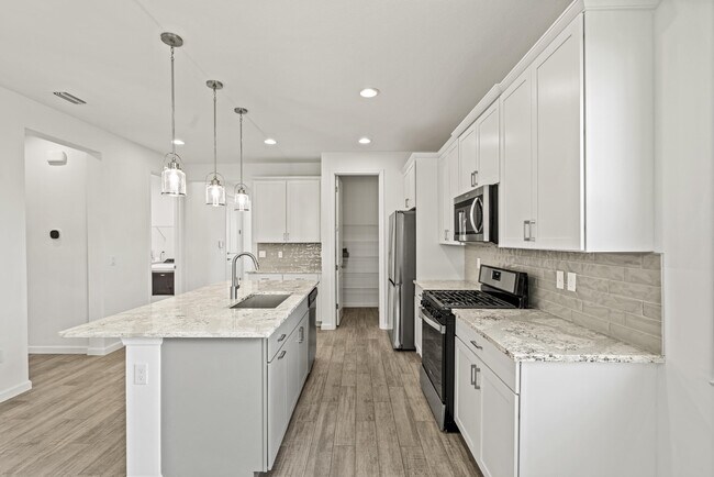 Building Photo - 11340 SW Lyra Dr.