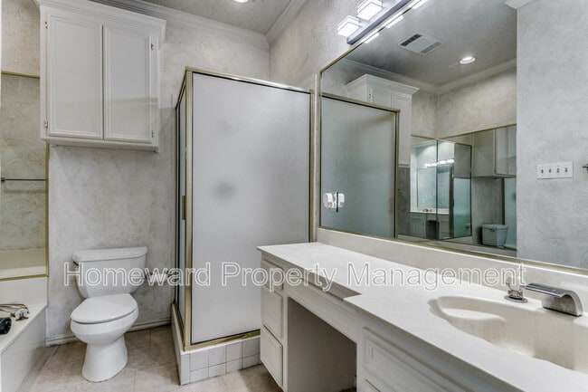 Building Photo - 2621 Cummings Dr