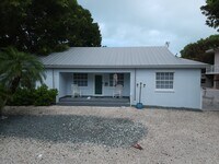 Building Photo - 119 Peace Ave