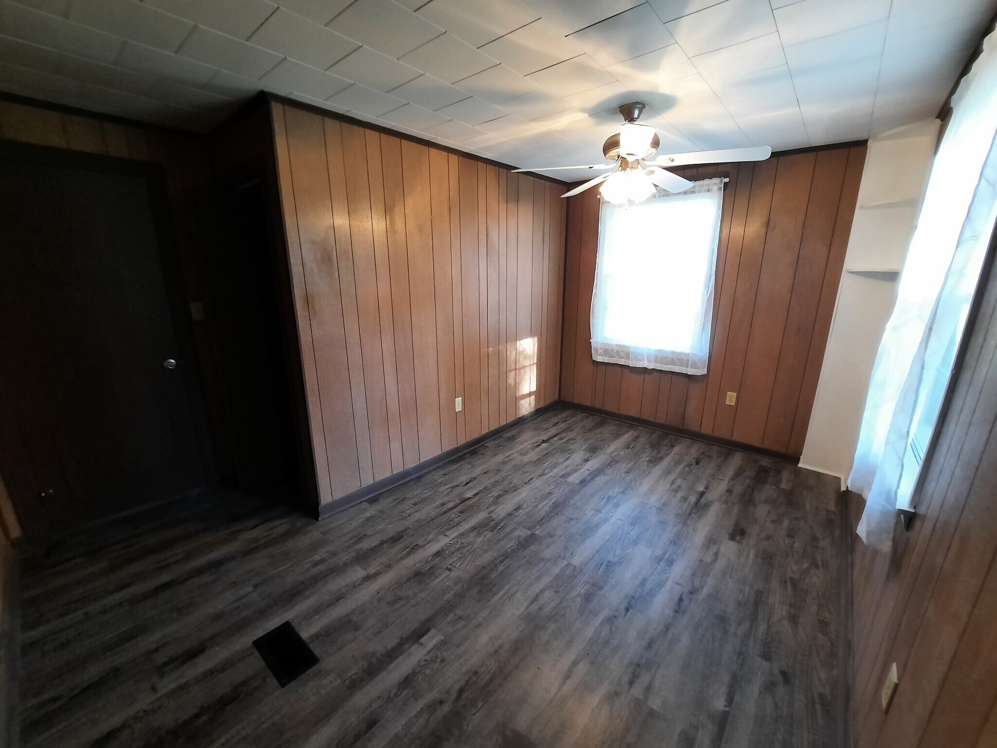 Building Photo - 503 Willard Ave