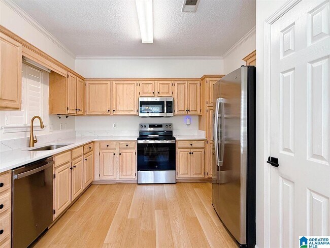 Building Photo - 158 Sugar Dr
