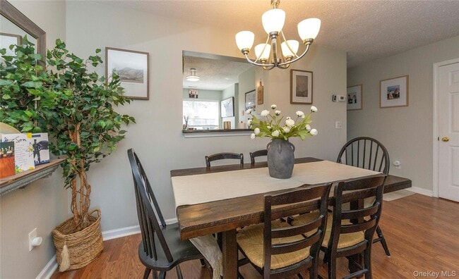 Building Photo - 3 Evergreen Way