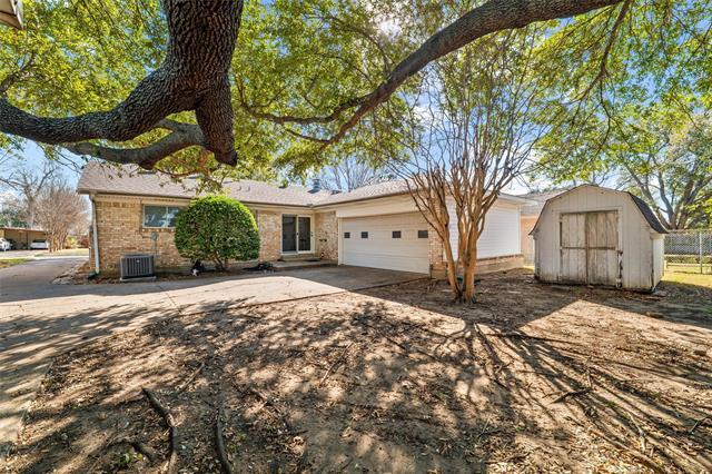 Building Photo - 2927 Eric Ln