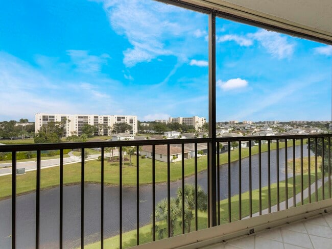 Building Photo - 7380 S Oriole Blvd