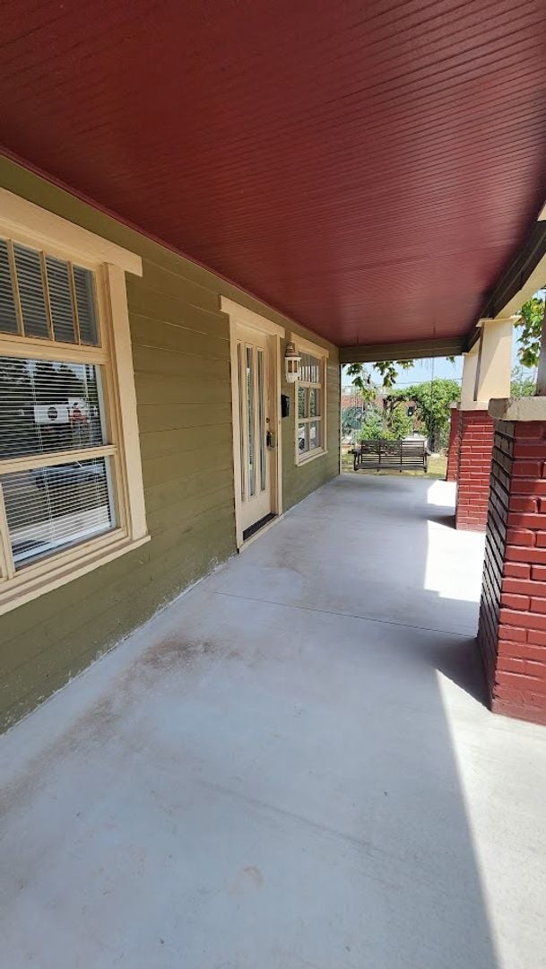 Building Photo - 2 BED 1 BATH CENTRAL PARK ADDITION NEAR PA...