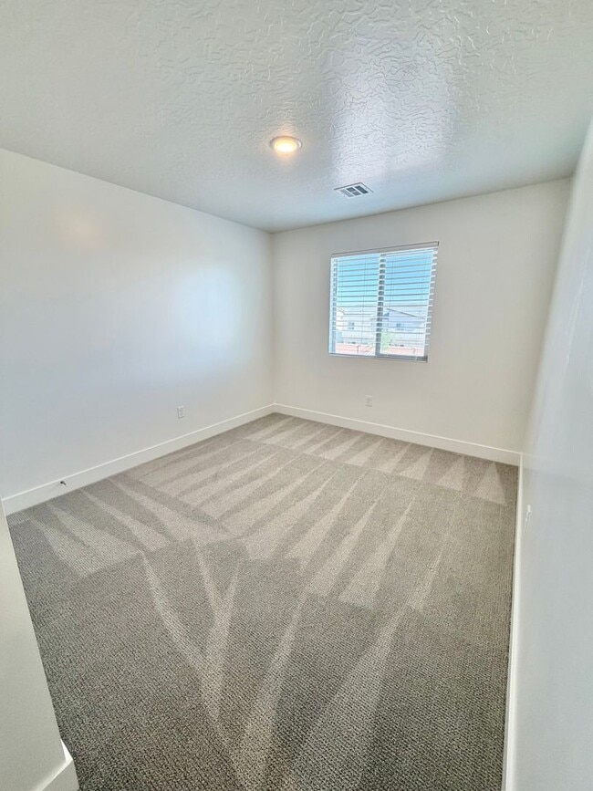 Building Photo - White Dome Subdivision