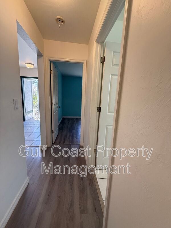 Building Photo - 2612 7th St W