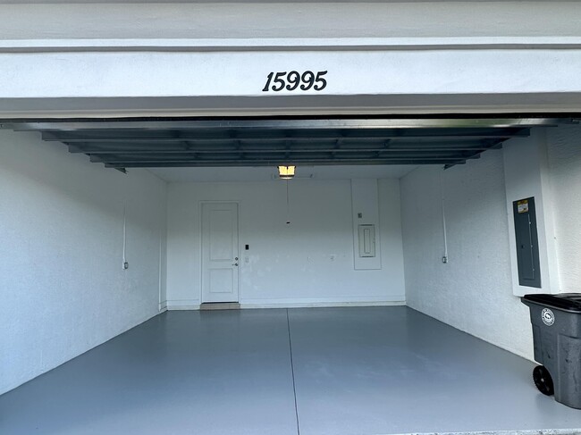 Building Photo - 15995 Whippoorwill Cir
