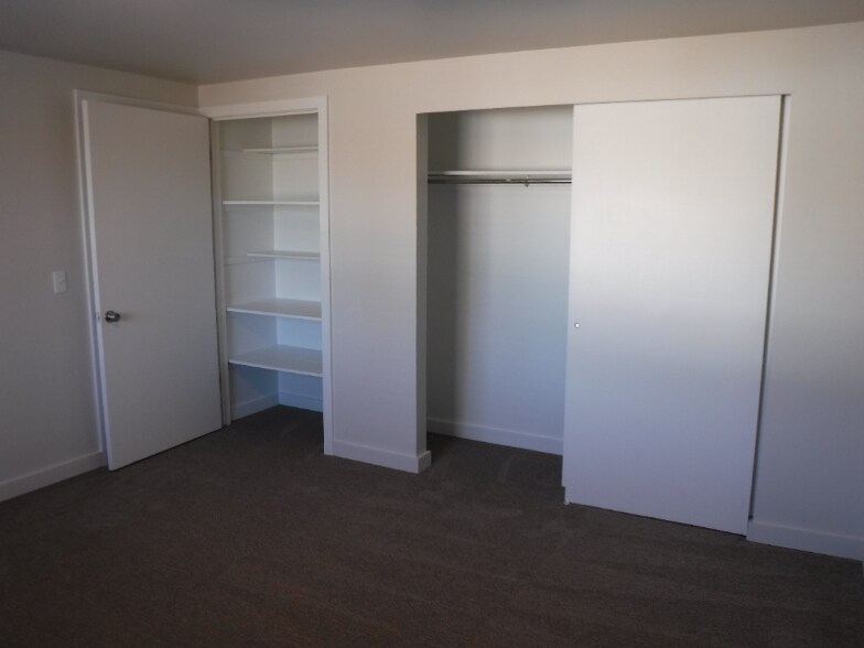 Building Photo - 2117 E 3300 S