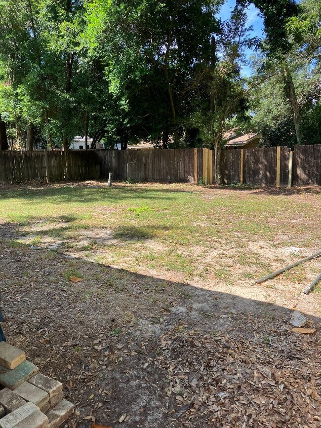 Building Photo - Gulfport 2 Bedroom