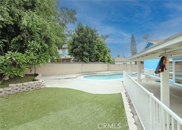 Building Photo - 1208 N Earl Cir