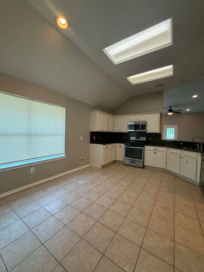 Building Photo - 9119 Melody Park Ln
