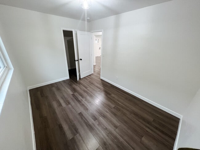 Building Photo - 3572 Nile St