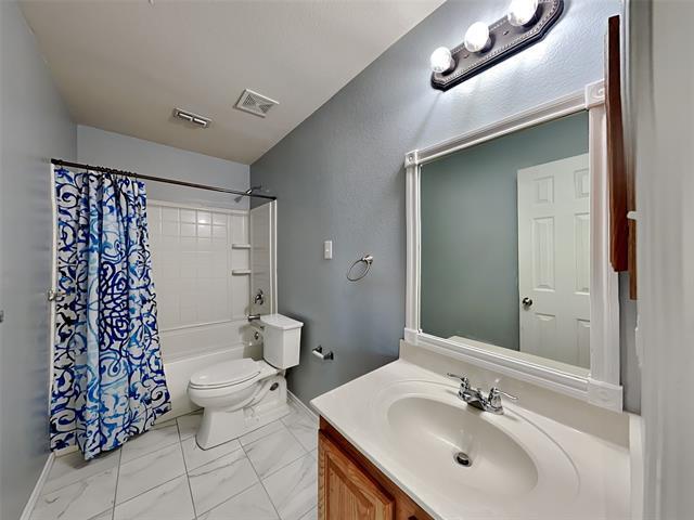 Building Photo - 1404 Bankston Dr