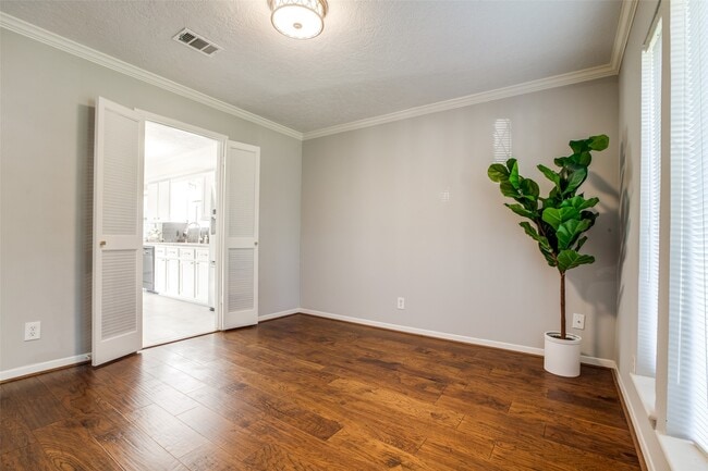 Building Photo - 24 E Torch Pine Cir