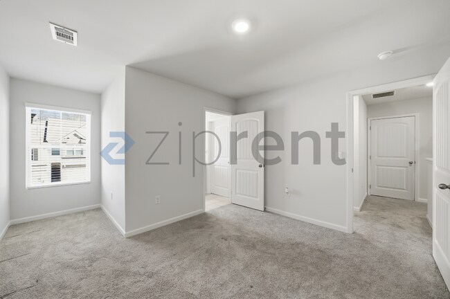 Building Photo - 2363 Blue Monarch Dr