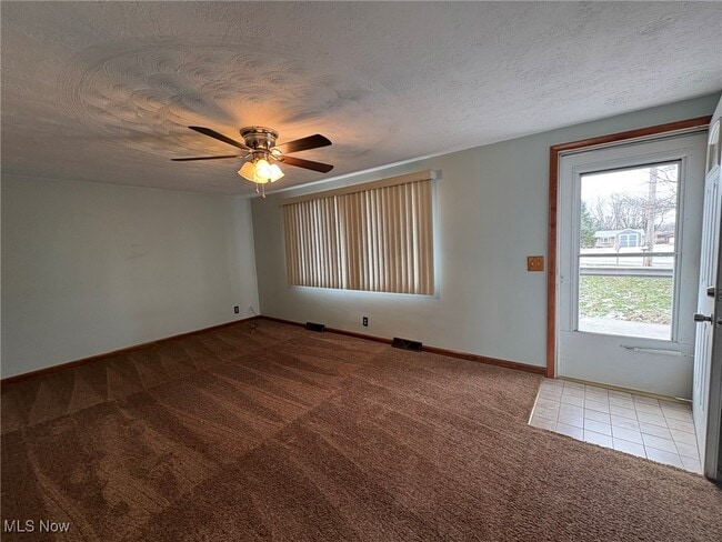 Building Photo - 2434 Saratoga Ave SW