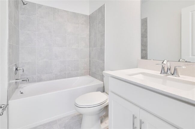 Building Photo - 2671 Armstrong Ave