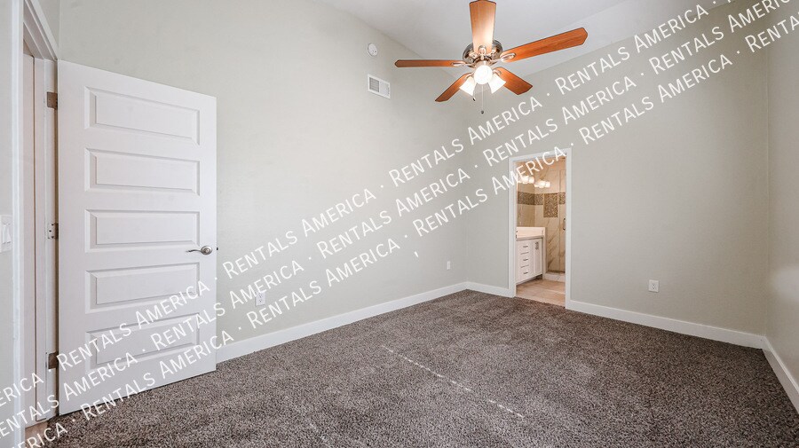 Building Photo - 3113 N 28th St