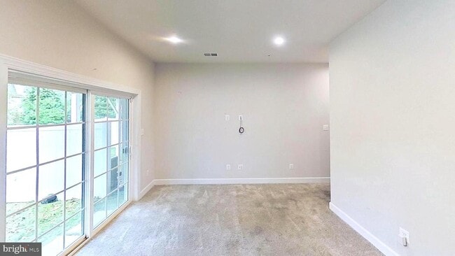 Building Photo - 2727 Golden Gate Pl