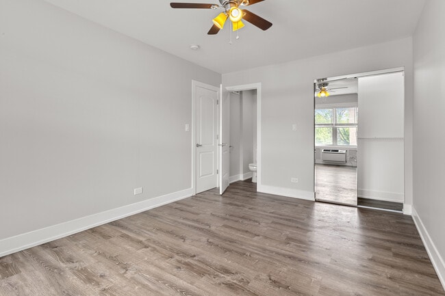 Building Photo - 1303 W Estes Ave