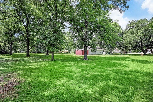Building Photo - 4020 Clarblak Ln