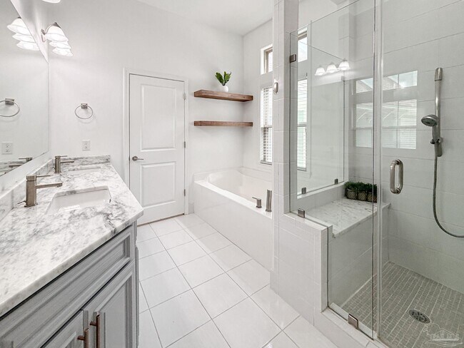 Building Photo - 10682 Noreaster Way