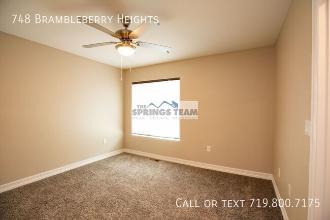 Building Photo - 748 Brambleberry Hts