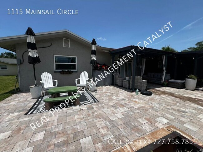 Building Photo - 1115 Mainsail Circle-