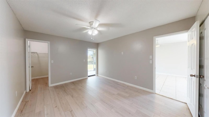 Building Photo - 203 Golf Club Ln