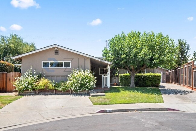 Building Photo - 119 Calado Ave