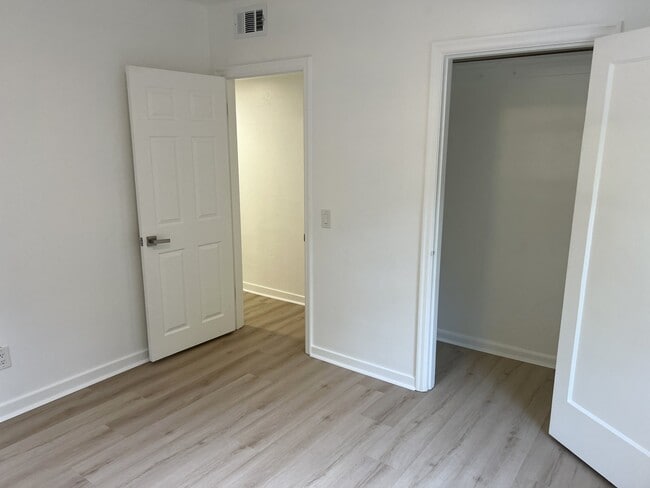 bedroom #2 from inside - 4662 Carman Dr