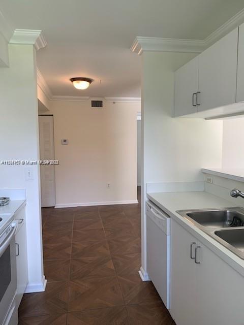 Building Photo - 2071 Renaissance Blvd