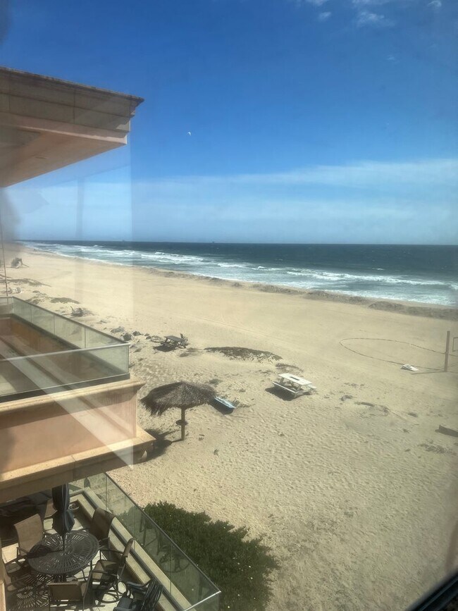 Building Photo - Surfside Colony Gated Community - Tri-Level Beachfront | 4Bd/2.5Ba | Ocean Views