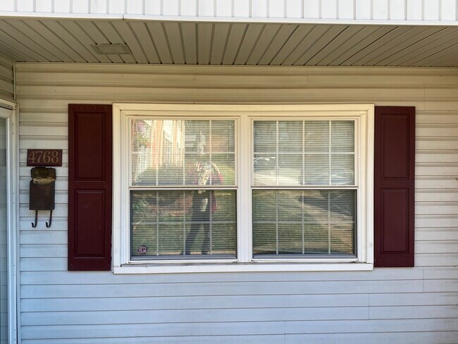 Building Photo - 4768 Champion Ct