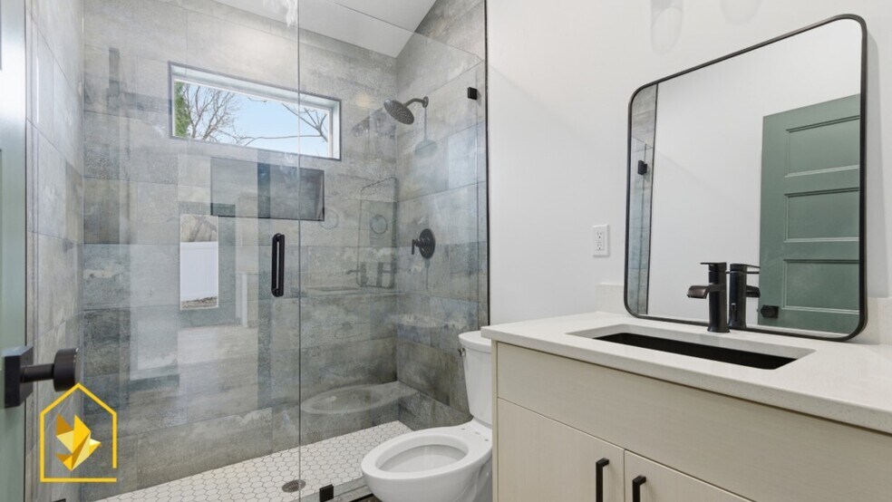 Building Photo - 3182 S Imperial St