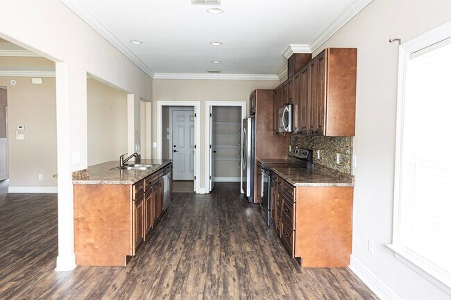 Building Photo - 2475 Tippecanoe Ridge
