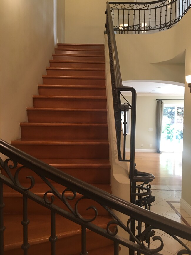 Beautiful staircase - 1540 S Bentley Ave
