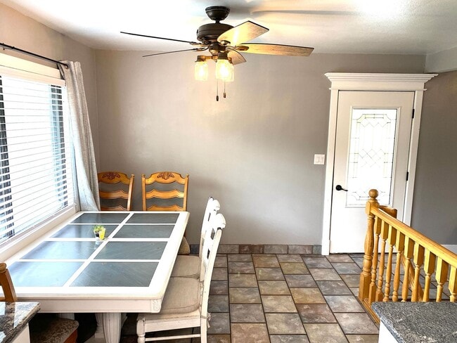 Building Photo - Beautiful Upgraded house in Santaquin