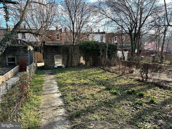 Building Photo - 4227 Euclid Ave
